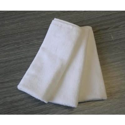 Dobrý Textil Malý hotelový uterák Biela 30 x 50 cm