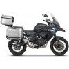 Kompletná sada hliníkových kufrov SHAD TERRA, 48 litrový vrchný kufor, 47/47 litrový bočné kufre, vrátane montážnej sady a platni SHAD Benelli TRK 502 X 2022 -