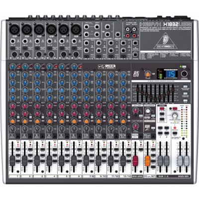 Behringer XENYX X1832USB