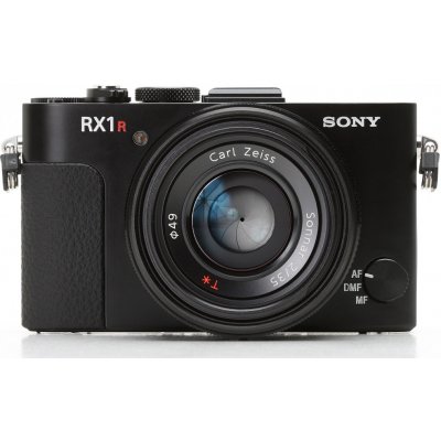 Sony FDR-AX1