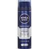 Nivea Men Protect & Care pena na holenie, 200 ml