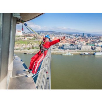 Skywalk na veži UFO