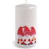 Artman Candles Vianočná sviečka ŠKRIATKOVIA valec biela pr. 7 x 14 cm