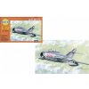 Směr MiG-15 UTI plastikový model letadlo ke slepení 1:72
