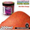 Green Stuff World Martian Fluor Grass 4–6 mm – modelársky posyp Neo-Mars Orange (200 ml)