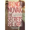 The Secrets She Kept (Brenda Novak)(Brožovaná)