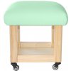 Drevená taburetka na kolieskach Lúčna zelená