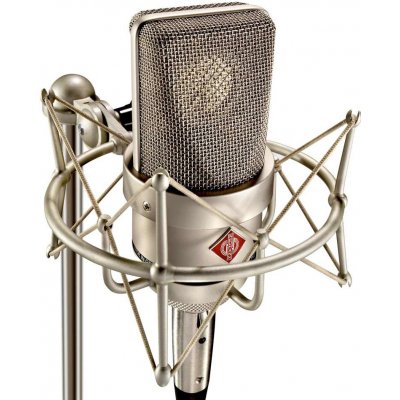 Neumann TLM 103