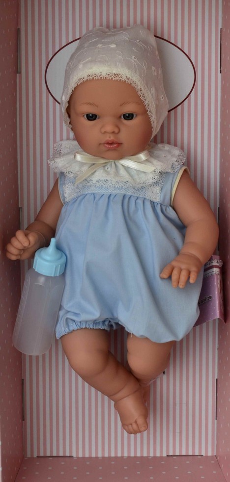 ASIVIL Realistické miminko chlapeček KOKE v krajkové čepičce