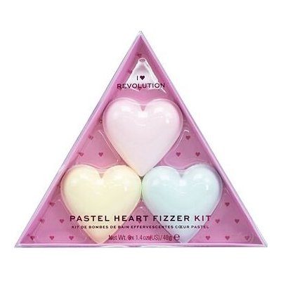 I Heart Revolution Heart Pastel Bath Fizzer Kit odstín strawberry : koupelová bomba ve tvaru srdce 40 g + koupelová bomba ve tvaru srdce 40 g Passion Fruit + koupelová bomba ve tvaru srdce 40 g Lemon