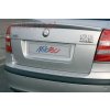 Prah piatych dverí s výstupkami, ABS-strieborný, Škoda Octavia II + Facelift všetko Limousine