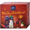 Glade Merry Christmas Warm Apple Pie s vůní červeného jablka a skořice vonná svíčka ve skle 112 g + Berry Festive Kiss elektrický osvěžovač vzduchu strojek s tekutou náplní 20 ml