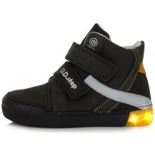 D.D.step detské chlapčenské kožené topánky LED Black A068-398A