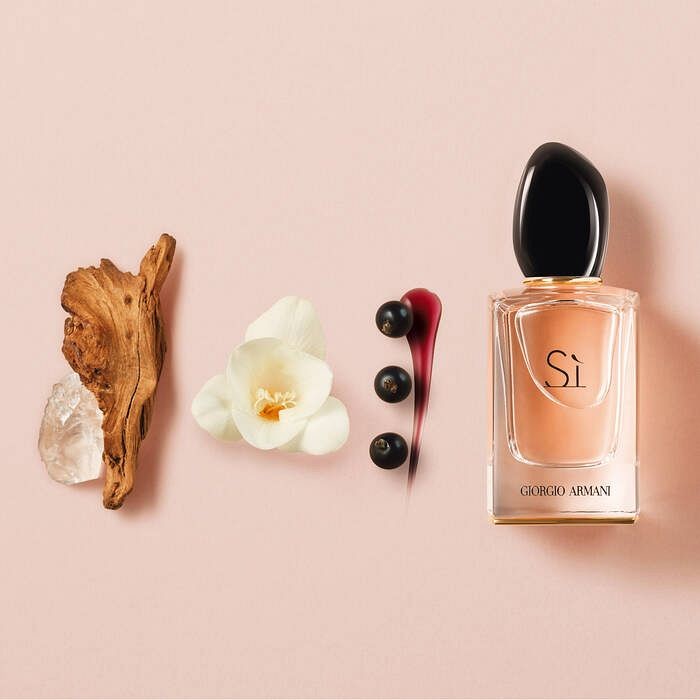 Giorgio Armani Sì parfumovaná voda dámska 150 ml od 113,05 € - Heureka.sk