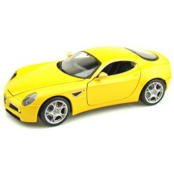 Bburago Alfa 8C Competizione Diamond 1:18