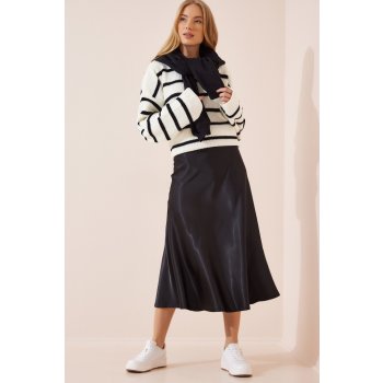 Happiness İstanbul Skirt Black Midi čierna