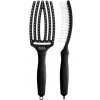 Olivia Garden Fingerbrush Combo Medium Black - Profesionální kartáč na vlasy