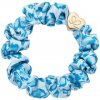 By Eloise London Silk Scrunchie Gold Heart náramok / gumička do vlasov blue leopard