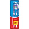Colgate Extra Clean zubná kefka, stredne tvrdá