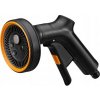 Záhradná striekacia pištoľ Solid multi Fiskars