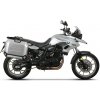 Kompletní sada bočních hliníkových kufrů SHAD TERRA 36L/47L, včetně montážní sady SHAD BMW F 650 GS/ F 700 GS/ F 800 GS