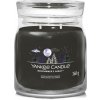 Yankee Candle Aromatická sviečka Signature sklo stredná Midsummer’s Night 368 g
