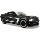 Maisto Ford Mustang Boss 302 matná čierna/biela 1:24