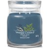 Sviečka Yankee Candle - BAYSIDE CEDAR, stredná