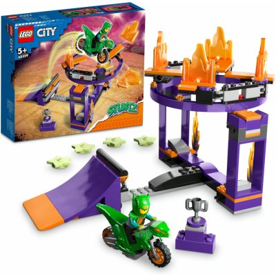 LEGO stavebnica LEGO® City 60359 Kaskadérska výzva s rampou a obručou (5702017416205)