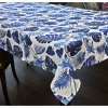 Obrus biely s modrými listami Šírka 140 cm | Dĺžka 220 cm modrá