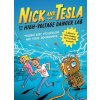 Nick and Tesla and the High-Voltage Danger Lab: A Mystery with Gadgets You Can Build Yourself (Steve Hockensmith)(Brožovaná)