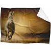 Deka Kôň v poli (Rozmer: 150 x 120 cm, Podšitie baránkom: ÁNO)