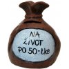 Pokladnička s nápisom - na život po 50 -tke