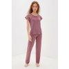 Luisa Moretti Dámske bambusové pyžamo SUSANA. Dámske pyžamo SUSANA v darčekovom boxe je jemné, mäkké na dotyk, priedušné a antibakteriálne. Bambusové vlákno prirodzene zabraňuje tvorbe baktérií.