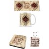 CurePink Darčekový set Harry Potter Záškodnícku mapu Marauders Map hrnček prívesok tácka hrnčeka GP85145 315 ml