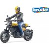 Bruder Voľný čas – Bworld motorka Scrambler Ducati s vodičom 4001702630539