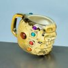 CurePink Keramický hrnček Marvel Avengers Infinity War 3D ruka PP4503MVIW 500 ml