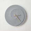 ODLITO.CZ Betónové nástenné hodiny Špirála 30 cm – šedá, svetlé ručičky