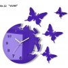 Nalepovacie hodiny na stenu s motívom motýľov fialová