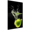 Vertikálny foto obraz sklo tvrdené Zelená jablká 50x100 cm