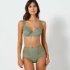 Zmenšujúca podprsenka Batlow zn. Confidence Lingerie, s kosticami zelená 095 Blancheporte