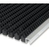 Plastová kefová vstupná rohož FLOMA Wellbru - 60 x 90 x 2,2 cm
