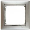 Legrand Valena - Jednoduchý rámik, hliník brúsený/strieborný prúžok- 770331