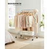 SONGMICS Mobilný stojan na šaty strieborný