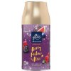 Glade Berry Festive Kiss automatický osvěžovač vzduchu s vůní lesních plodů a fíku náhradní náplň sprej 269 ml