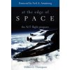 At the Edge of Space (Milton O. Thompson,M. Thompson,Neil Armstrong)(Brožovaná)