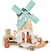 Drevený veterný mlyn Penny Windmill Tender Leaf Toys s pecou na pečenie chleba a 3 figúrky myšiek