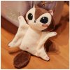 Prívesok na kľúče Lean Toys lietajúca veverička hnedá 10 cm