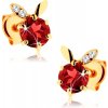Šperky eshop - Náušnice v žltom 9K zlate - okrúhly červený granát, dva lístočky S2GG61.23