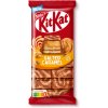 KitKat tabuľka Slaný karamel s mliečnou čokoládou, bielou polevou s náplňou zo slaného karamelu 99 g